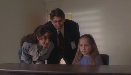 Кадры из сериала Секретные материалы (1993)