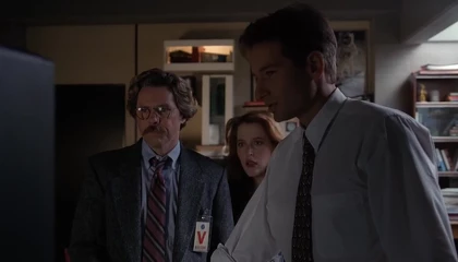 Кадры из сериала Секретные материалы (1993)